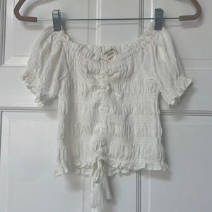 Ocean Drive White Flowy Top | Size S | 🤍